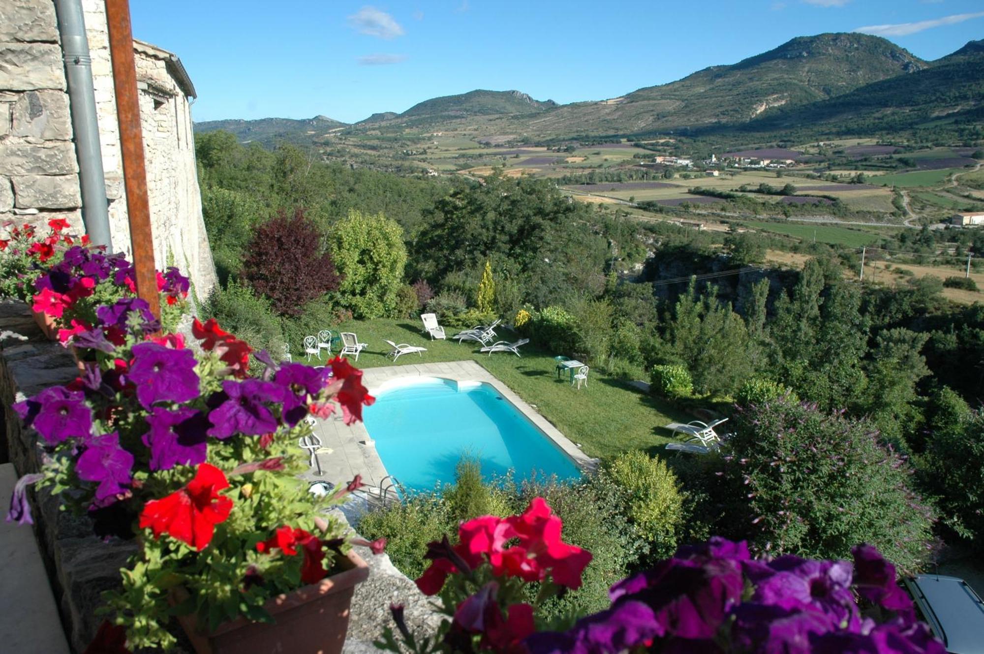 La Claveliere Hotel Saint-Auban-sur-lʼOuvèze Екстериор снимка